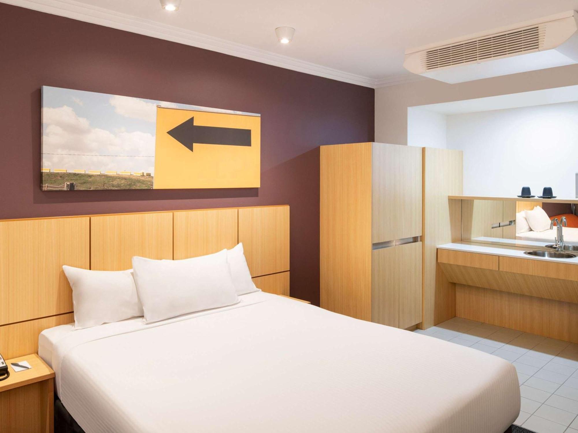 Mercure Sydney Blacktown Arndell Park Esterno foto